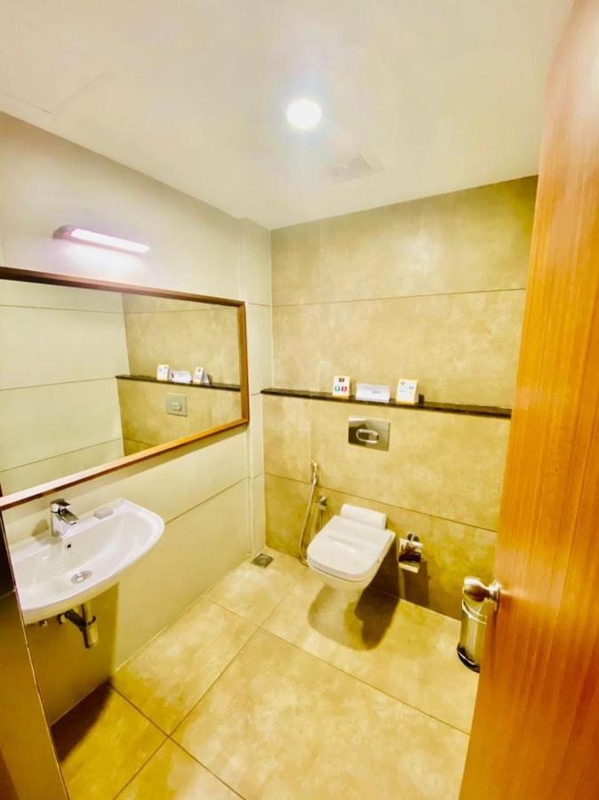 Hotel Hill Heights Kochi Exterior foto