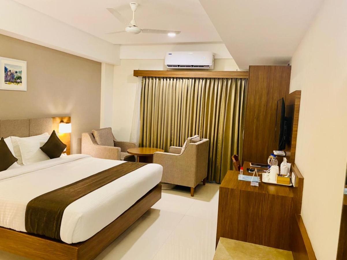 Hotel Hill Heights Kochi Exterior foto